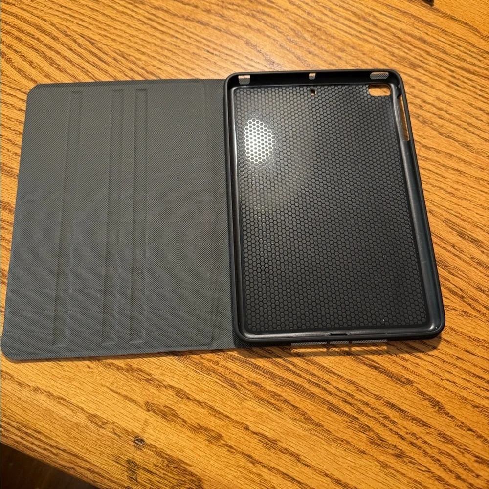 iPad Mini Case - Picture 2 of 2